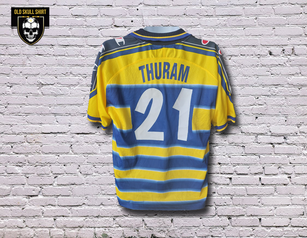 Parme AC Home Shirt 1999-2000 #21 Thuram porté